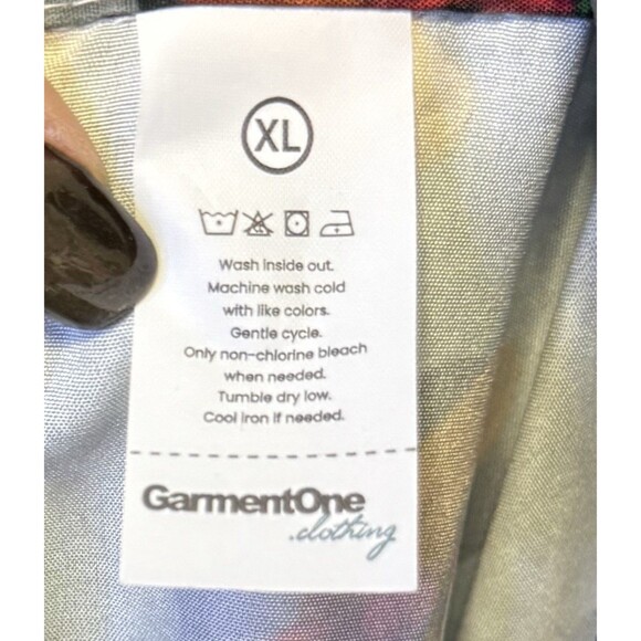 Disney Mickey & Friends “A Pirate’s Life for Me” Button-Up Shirt XL - Picture 4 of 4